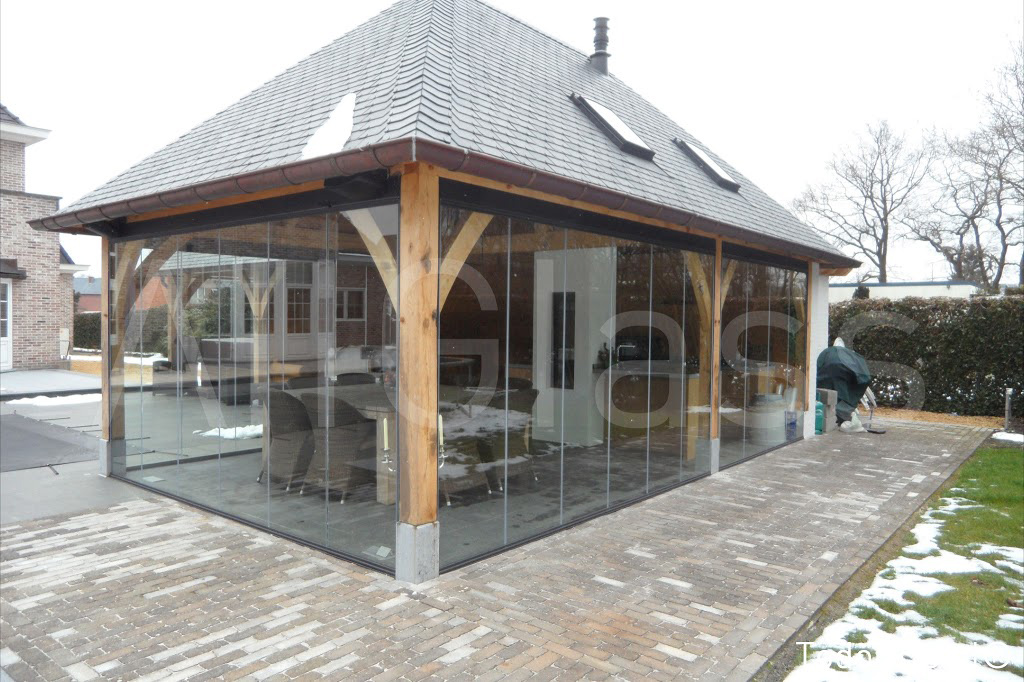 Безрамное остекление террас Todocristal.